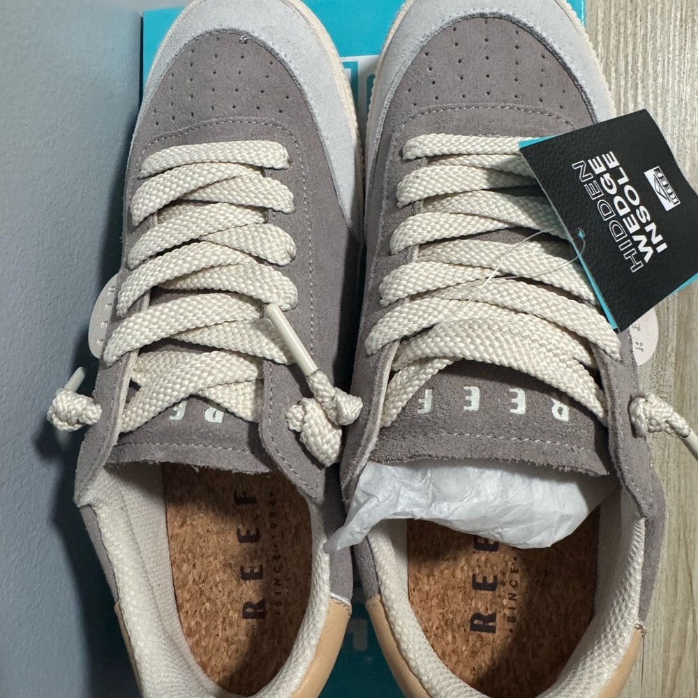 Reef Women's Taupe and Cream Sneakers - Picture 3 of 6